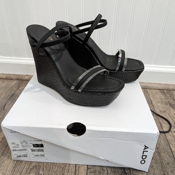 Aldo Size 8.5 Black Wedge Strappy Sandals Woven Platform Bodish - Picture 3 of 9
